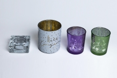 062 Stakleni svećnjaci i pepeljare